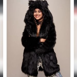 Spirit Hoods Black Wolf
